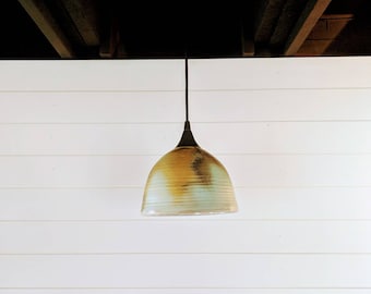 Hecho a mano rústico moderno iluminación industrial colgante- madera variable única leña leña sombra de cobre Patina