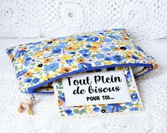 Trousse tissu coton fleuri bleue avec carte assortie