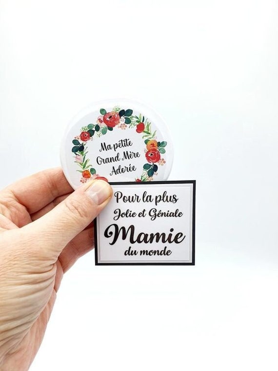 Magnet Mamie Adorée Couronne Fleurs Rouges avec Sa Mini Carte