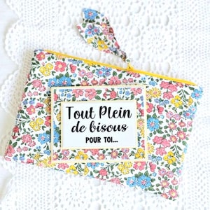 Trousse tissu coton fleuri  avec carte assortie