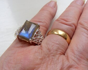 Solid Sterling Silver 925 Ornate Design Prong Set Natural Blue Flash Labradorite Gemstone Ring Size UK R - US 8.5