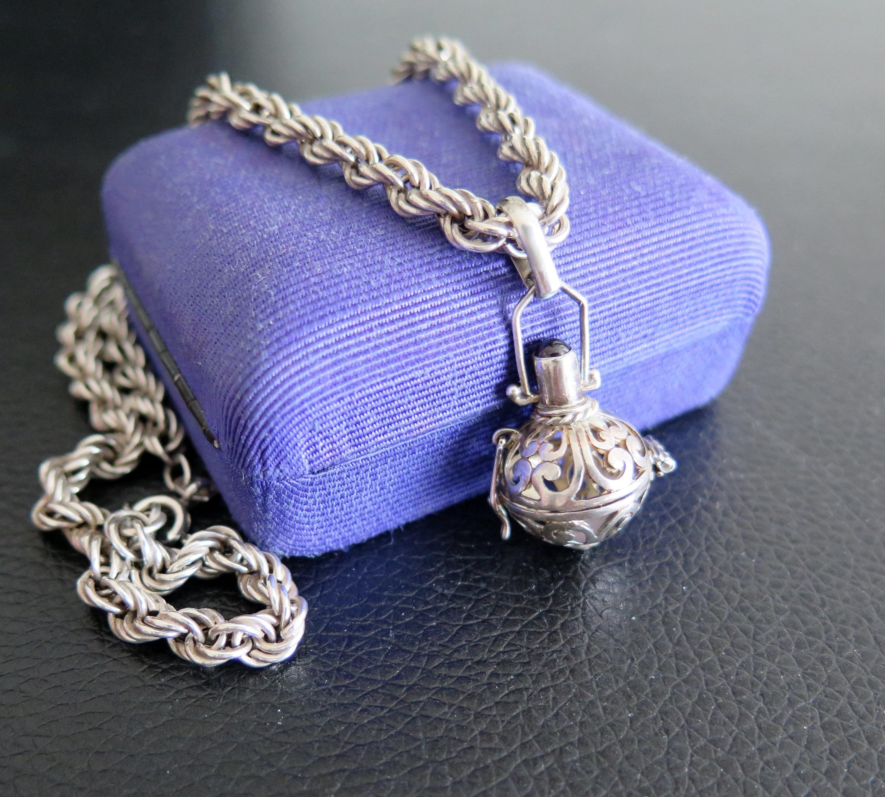 Antique solid silver locket - Etsy 日本