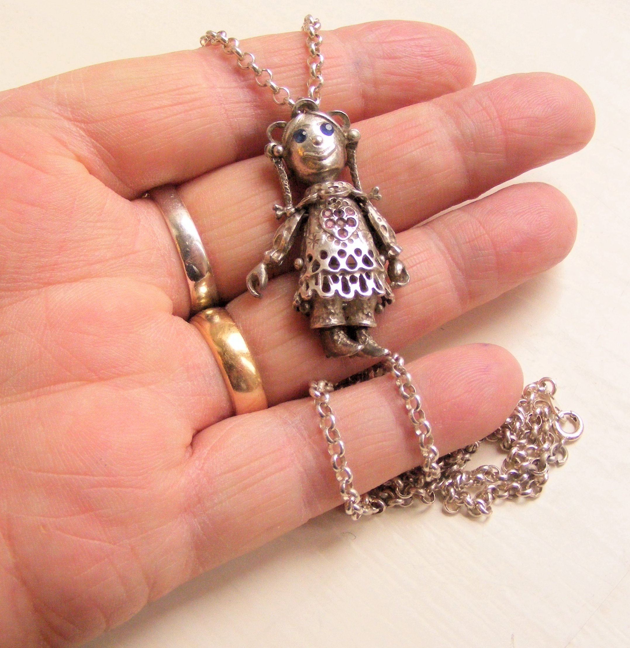 Silver ragdoll pendant deals