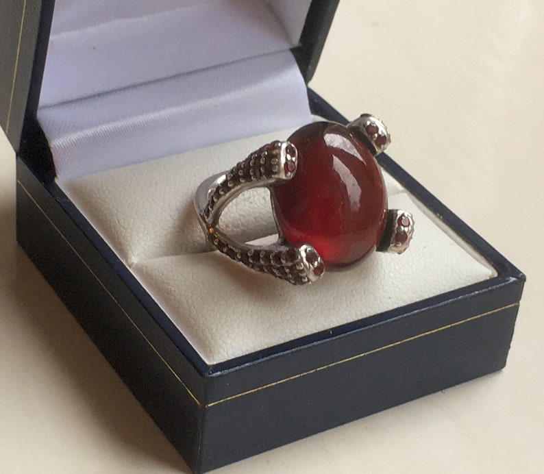 Substantial Vintage 11.8g Solid Sterling Silver 925 Signed Prong Set Large Red Burnt Orange Hessonite Garnet Gemstone Ring Size UK O US 7