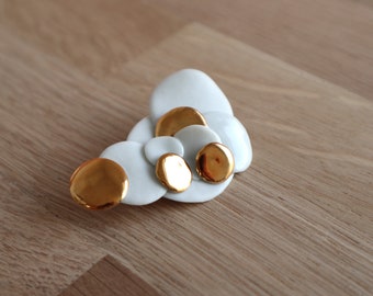 Porcelain brooch