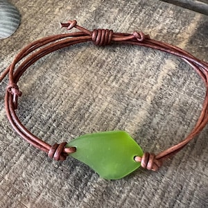 Green Sea Glass, Adjustable Leather Bracelet,Beach Glass Jewelry,Surfer Jewelry