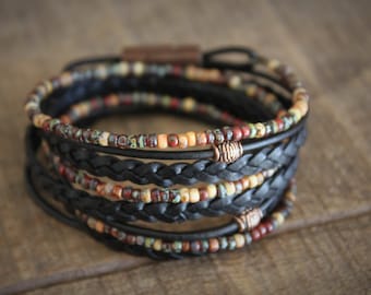 Bracciale avvolgente in pelle Boho: perline Miyuki, chiusura magnetica