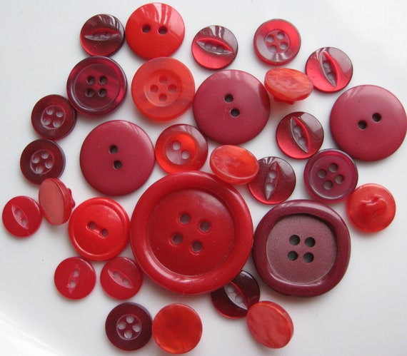 Like New 30 Pcs Mixed Red Acrylic Buttons for Blouse 2 Hole