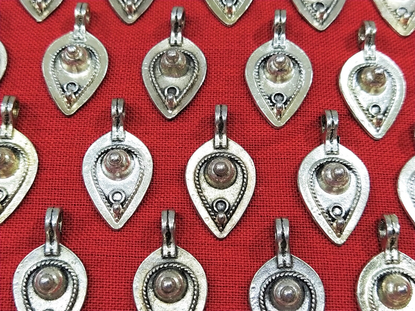 Metal Leaf Charms Antique Gold Leaf Pendants Jewelry Etsy