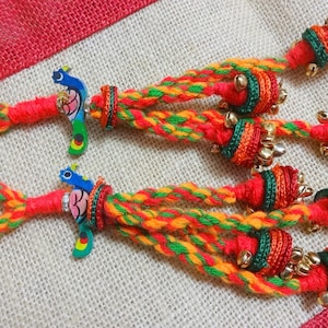 Tassels De Bell faits à la main, Tassels de laine, Camel Swag, décoration DE BOHO, tassels indiens, tassels décoratifs, approvisionnements d'artisanat - ensemble de deux oranges