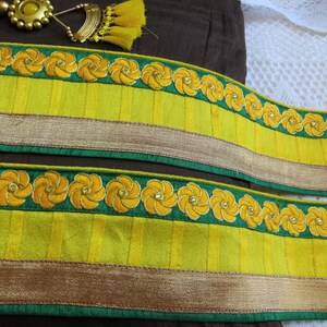 Garniture décorative florale indienne de Zari, ruban d’artisanat, frontière de Sari, embellissement de journal, dentelle de tissu de Boho, approvisionnement de couture de mariage -1 yard