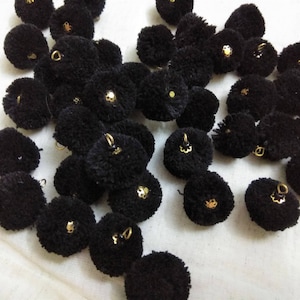 50 pcs Handmade Pom Poms Balls with Wire Hook Woolen Pom Poms Yarn Balls Craft and Decoration Supply - Black with hook n cap