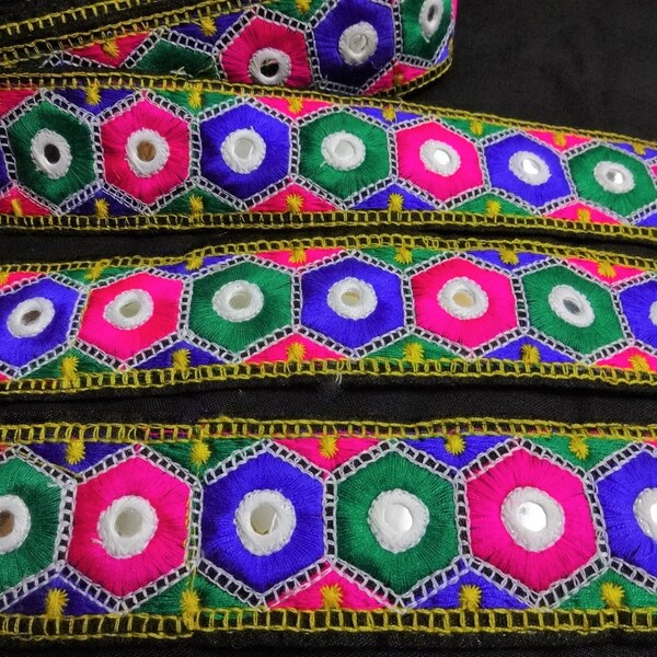 Indian Trim, Embroidered fabric Lace, Decorative Craft Ribbon, Boho Trim, Ethnic Sari Border, Journal Embellishment, DIY laces 2 yards