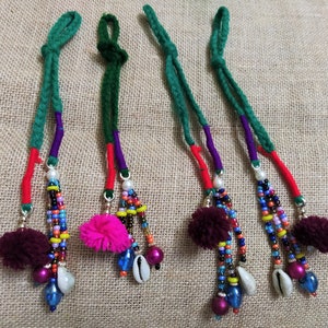 Glands en laine faits à la main, Cowrie Pom Pom Camel Swag, BOHO Gypsy Decoration, Tassels indiennes, Charmes décoratifs de bourse, Fournitures d’artisanat - 4 pcs