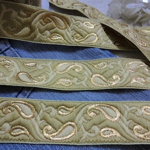 Indian Trim, Indian Lace, Embroidered Paisley Fabric Tape, Decorative Crafting Ribbon, Sewing Supply, Jacquard Trim, Sari Border - 9 yards