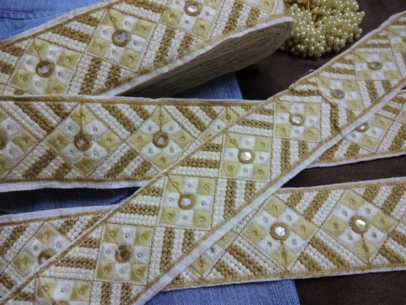 インド刺繍レース、装飾トリミング、サリーボーダー、ホワイトベージュ 