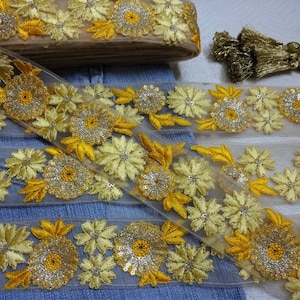 Garniture indienne, ruban brodé, garniture en gros, sari frontière, dentelle de tissu net, artisanat jaune couture d’alimentation, bricolage, scrapbook, mariée-2 mètres
