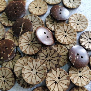 22 mm Recycled Coconut Wood, Coconut Shell Buttons, Wooden Buttons for crochet and knitted products  Sewing Buttons, Craft Supplies - 25 pcs