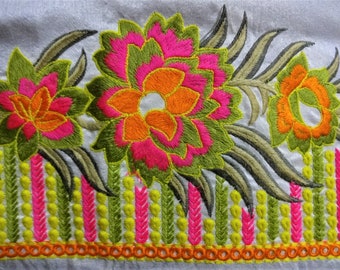 Indian Lace, Embroidered Broad Trim, Sari Border, Decorative Fabric Lace, Indian Ribbon, Wholesale Sewing Supply - 1 Yard