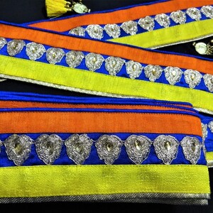 Indian Lace, Geborduurde Floral Decoratieve Trim, Craft Ribbon, Sari Border, Journal Embellishment, Boho Fabric Lace, Bruiloft Naaien Supply -1 tuin