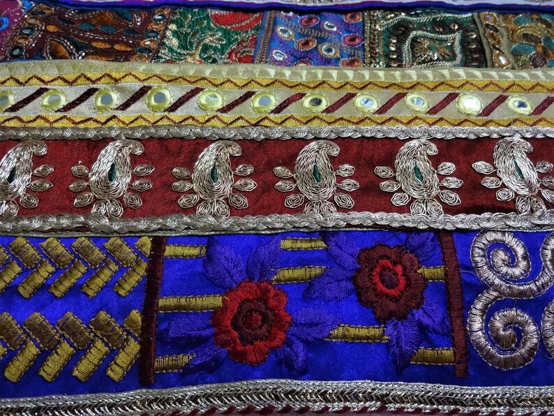 Tenture Murale Indienne Lourde Brodée Vintage Sari Zari Travail Tapisserie