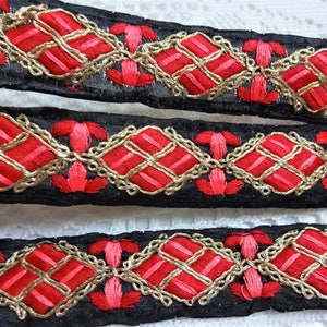 Indian gestickte Spitze, bestickte trimmen, Schmuckband, schwarz Trim, Saree Grenze, gesticktes Band, Indian Schnürsenkel - 9 m