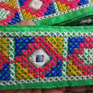 Indische Spitze, dekorative Handwerk Band, Nähen Versorgung, Boho Sari Grenze, Scrapbook Journal Verschönerung, bestickt Trim - 7 Meter