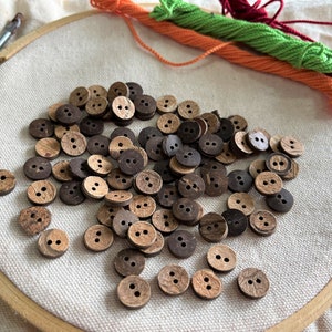 12 mm Recycled Coconut Wood, Coconut Shell Buttons, Wooden Buttons for crochet and knitted products  Sewing Buttons, Craft Supplies - 60 pcs