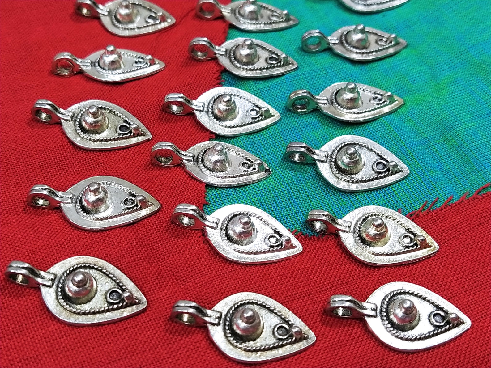 Metal Leaf Charms Antique Gold Leaf Pendants Jewelry Etsy