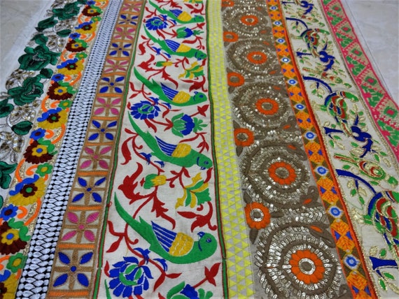 Tissu indien, tissu brodé, dentelle Textile travail tissus, Textile dentelle indien, Boho Decor, couture approvisionnement, Zari tissu 25 Tissu indien, tissu brodé, dentelle Textile travail tissus, Textile dentelle indien, Boho Decor, couture approvisionnement, Zari tissu 25