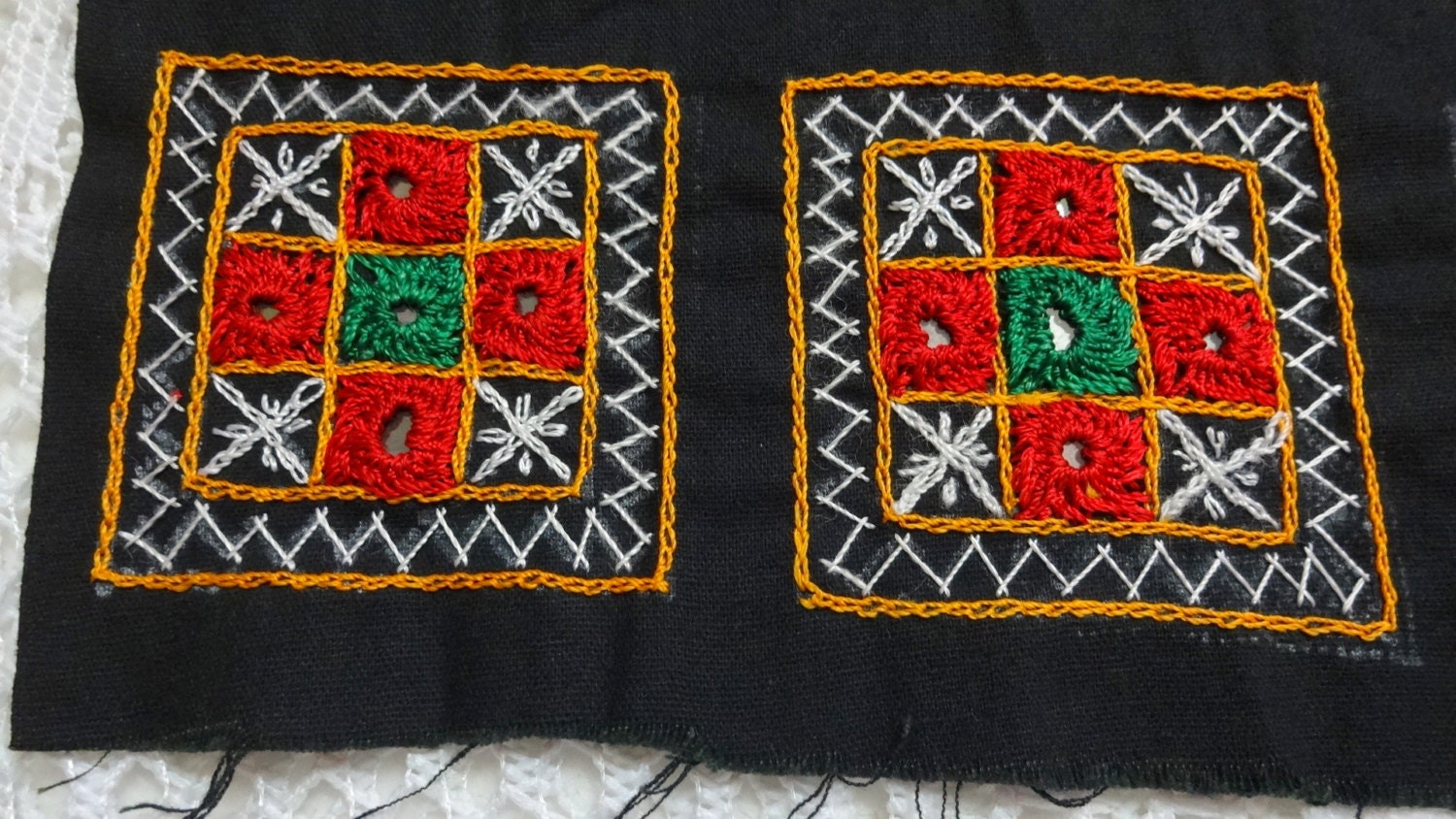 n*a様 TODAY FUL Embroidery Patchwork Trou Kutch Hand Embroidered Black Square Ethnic Sew on Patch With