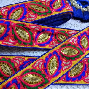 Indian geborduurd trim, decoratieve Crafting lint, Multicolor Paisley trim, Sari grens, Journal verfraaiing, bruiloft, naaien Supply-1 meter