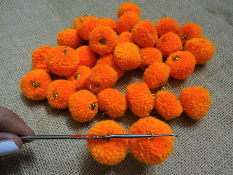Woolen Pom Poms Handmade Pom Poms Balls with Wire Hook Craft and Decoration Supply -40 pcs Orange with hook n cap Yarn Balls