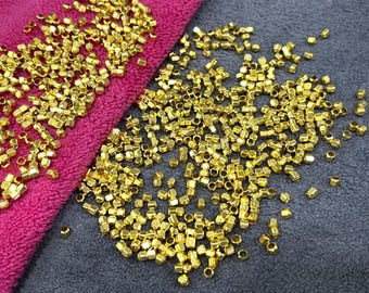 Cuentas espaciadoras de cubo de metal facetadas chapadas en oro rosa, cuentas de metal indias, suministros de joyería, cuentas de pulsera - 3 mm 100 gramos