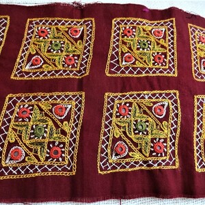 Kutch Hand bestickt multifarbigen Platz ethnische Nähen auf Patch mit Spiegeln, Kutch Applikationen, Nähen Versorgung - Satz von sechs