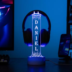 Personalized LED Headphone Stand with Lights, Custom Headphone Display, Gamer Desk Organizer, Unique Gift for Boyfriend or Teen Gamer