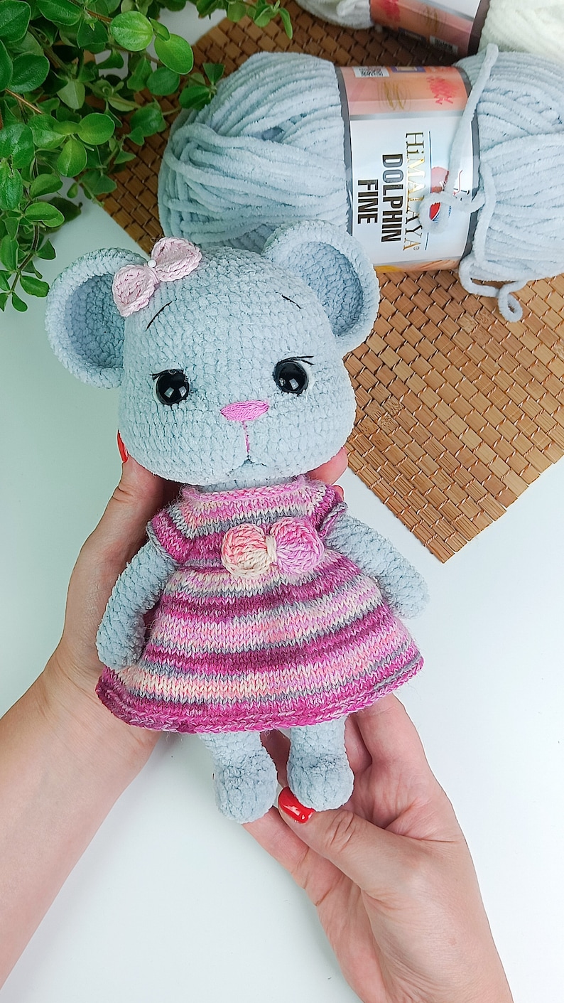 Muis haakpatroon met jurkje, muis amigurumi patroon, breipatroon, haak speelgoed patroon, knuffel, Engelse PDF afbeelding 9