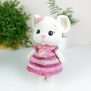 Muis haakpatroon met jurkje, muis amigurumi patroon, breipatroon, haak speelgoed patroon, knuffel, Engelse PDF afbeelding 5