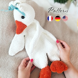 Goose Snuggler Crochet Pattern, Goose Comforter, Comforter Pattern, Crochet Snuggler, Crochet Goose, PDF in English, French, German