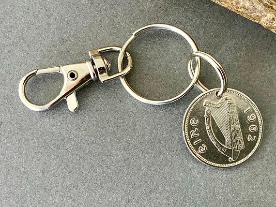 1962 Irish shilling key chain, keyring or clip, a perfect 62nd birthday or anniversary gift, for some who’s heart is in Ireland