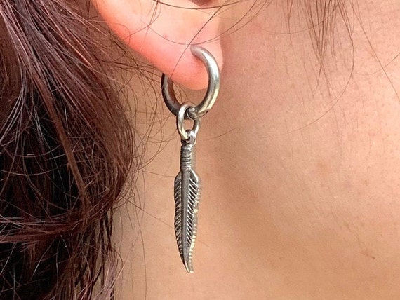 feather thick hoop earring, stainless steel, available as a single earring or a pair of earrings