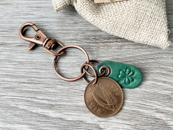 1971 Irish two pence coin and shamrock keyring or clip