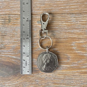 1973 ring of hands UK 50p coin keyring, keychain, or clip, British fifty pence coin 51st birthday or anniversary gift image 7