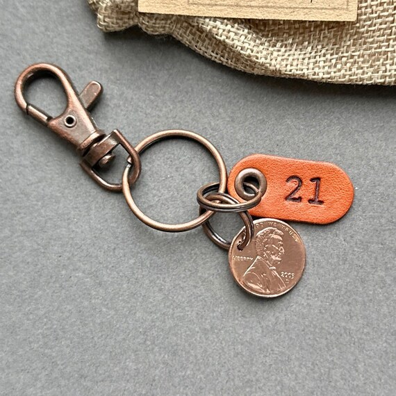 21st Birthday or Anniversary gift, a 2003 USA penny key chain,  key ring or clip, United States one cent