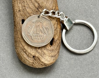 1983 one rupee coin keychain, Ashok-Stambh, Ashoka's Pillar, 41st birthday gift or anniversary present, travel, traveller, Asia gap year