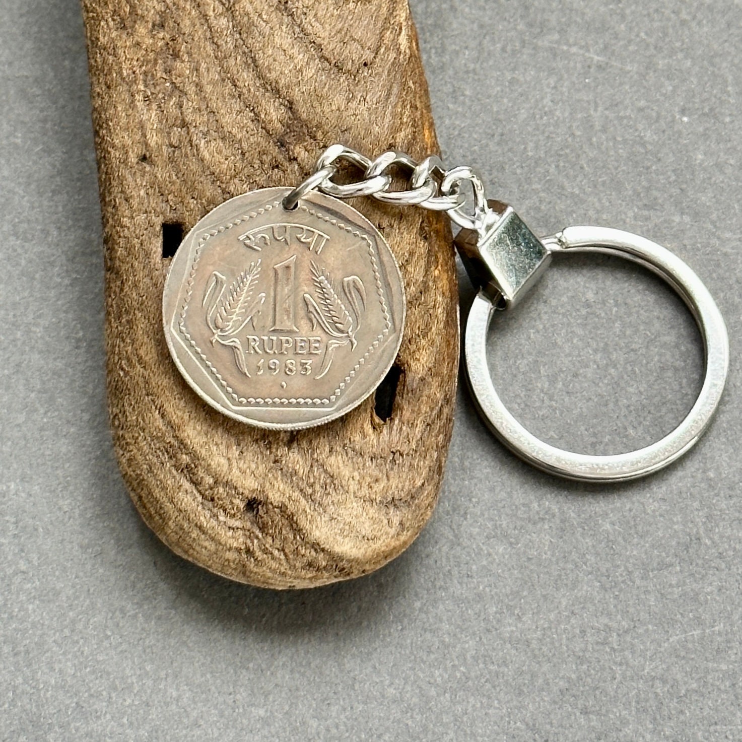 1983 One Rupee Coin Keychain, Ashok-stambh, Ashoka's Pillar 1983 One Rupee Coin Keychain, Ashok-stambh, Ashoka's Pillar