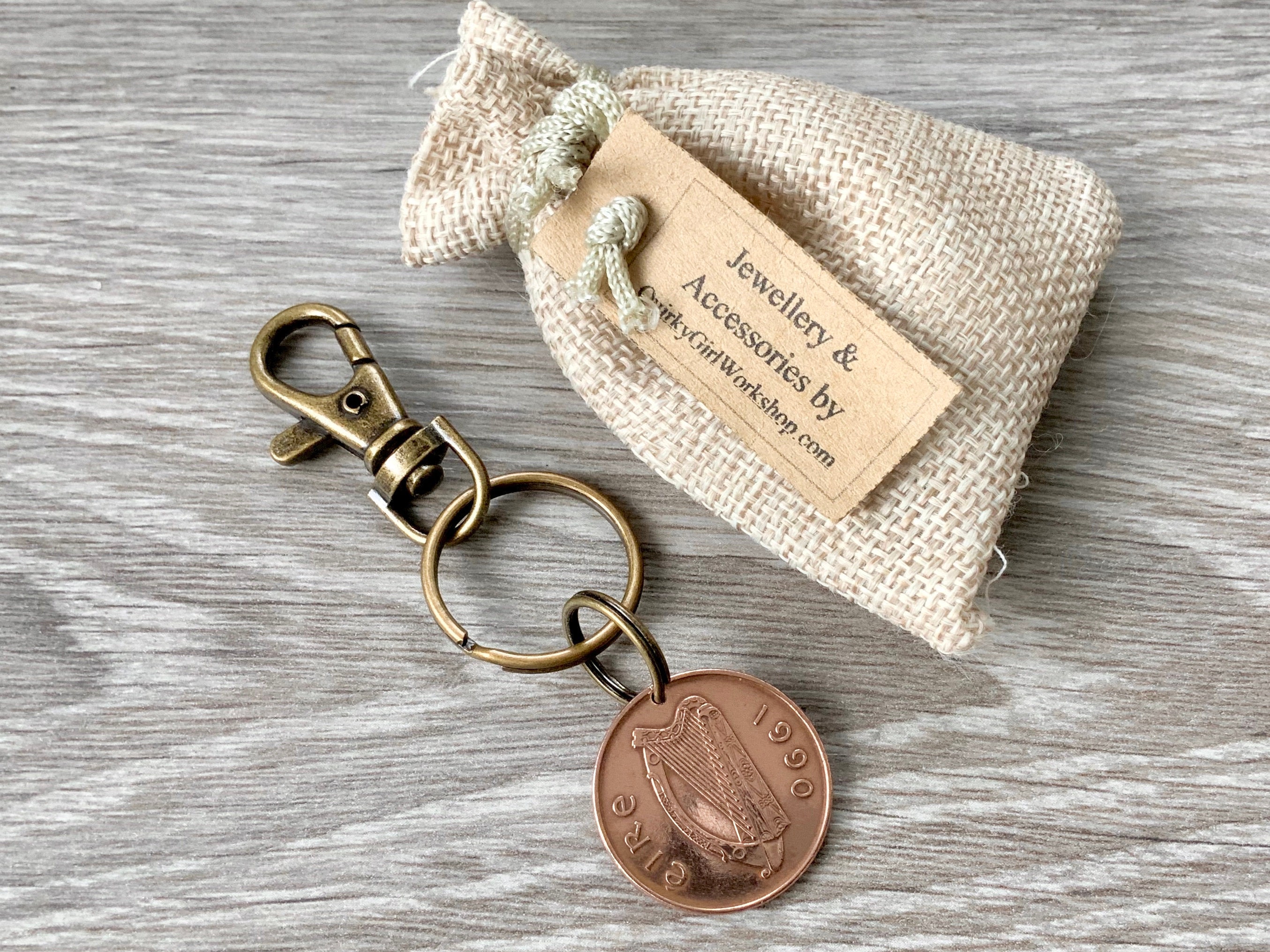 Irish present for him, 1990 Celtic coin keyring, Eire keychain, key fob