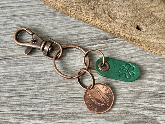 1988 Irish penny keyring, Eire coin keychain, Ireland shamrock bag clip, 36th birthday gift or anniversary present