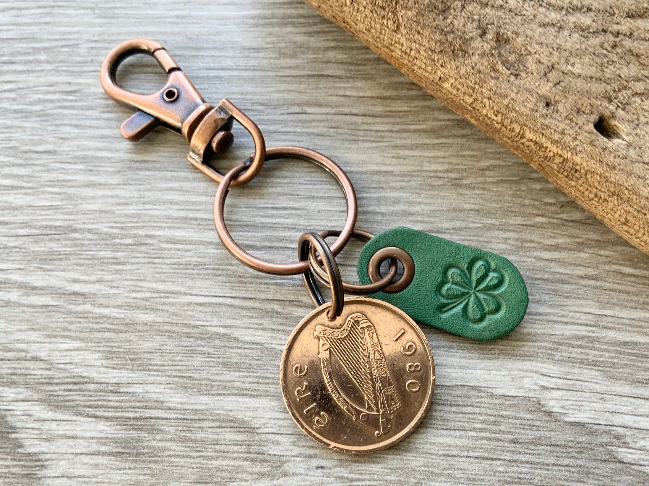 40th birthday gift 1980 Irish coin keychain, Celtic