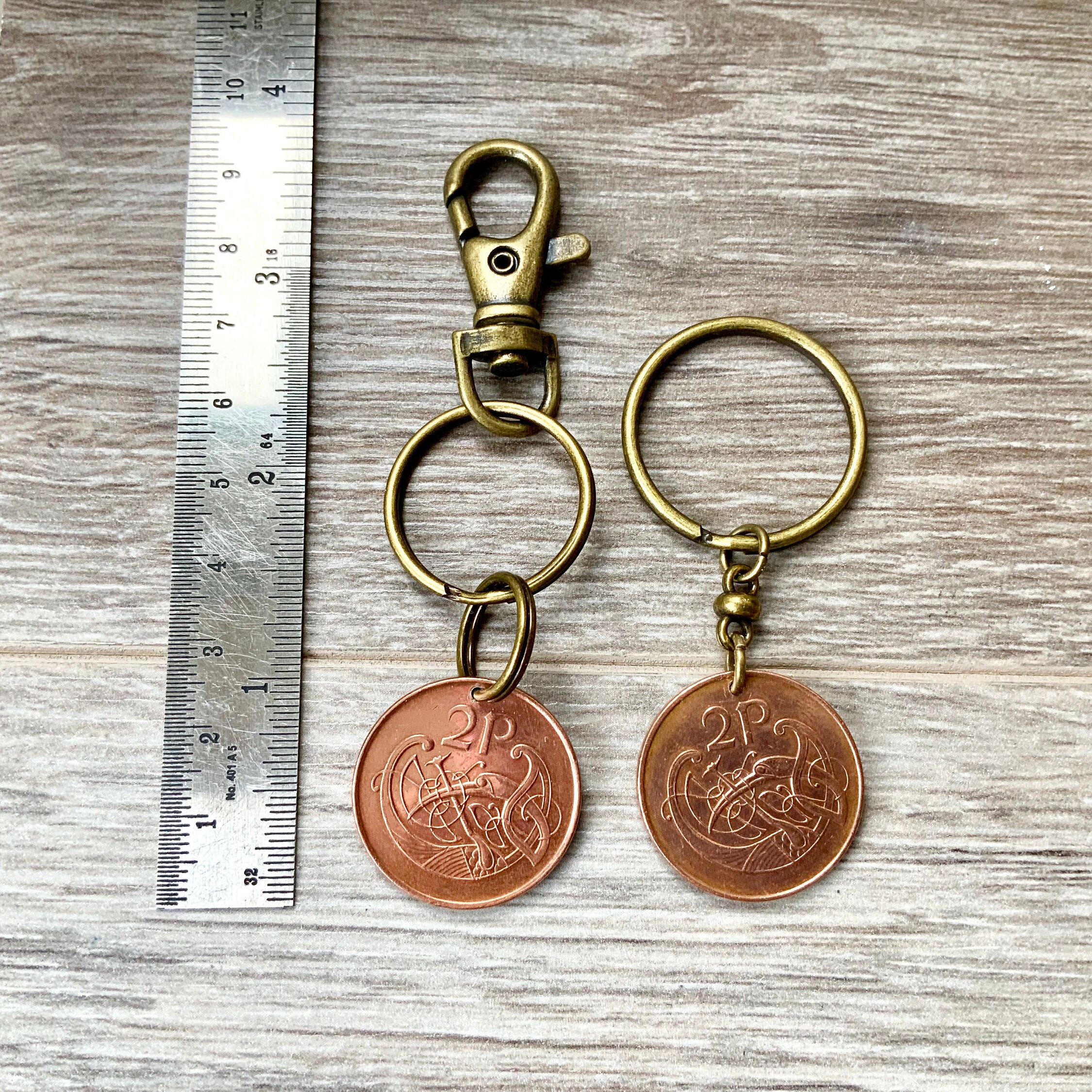 Irish present for him, 1990 Celtic coin keyring, Eire keychain, key fob